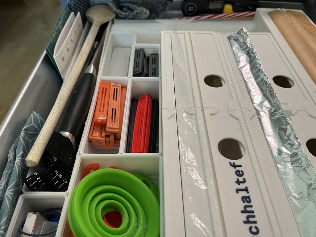 Rollenhalter für die Küchenschublade 5